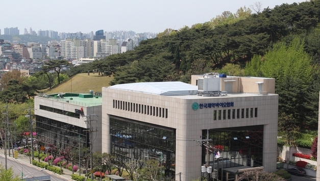 제약바이오업계 "정부 R&D 예산 기업 지원 비율 30로 높여야"