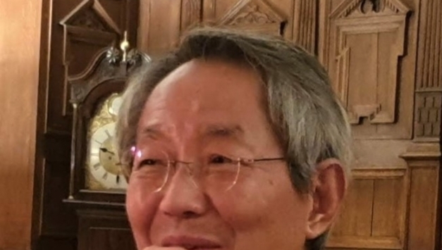 의사 엄융의의 'K-건강법'…무엇을, 어떻게 먹을까