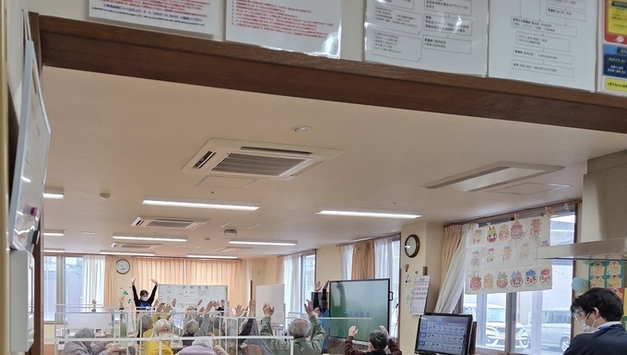 초고령사회 '요양병원 직행' 한국 vs '재활병원 먼저' 일본