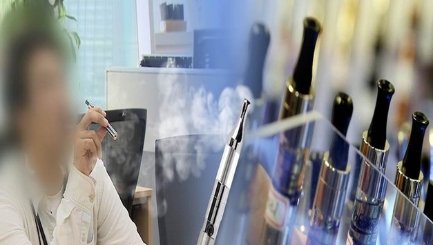 "전자담배 연기 벽지에 붙어 3차 간접흡연 유발…뇌에도 악영향"