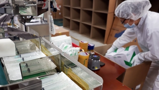 정부 "주사기 350만대 추가생산"…치료재료수가 2 인상