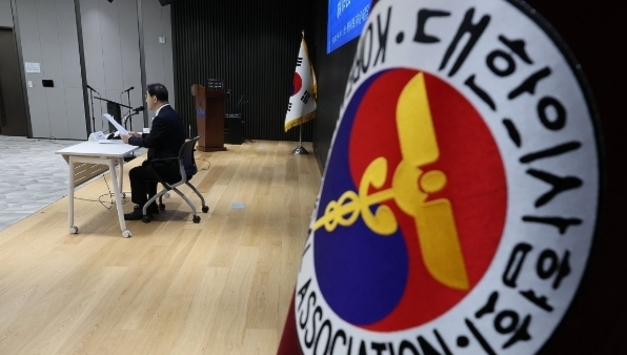 의료기사 업무기준 완화 추진에 의료계 반발…"국민건강에 위해"