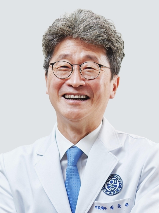 <strong>백순구 연세대학교 원주의무부총장 겸 원주연세의료원장</strong><br>
[JW중외제약 제공]